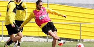 O Γκεγκόρζ Κριχόβιακ στην προπόνηση της ΑΕΚ
