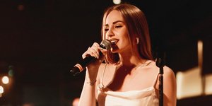 τραγουδίστρια Ανδρομάχη