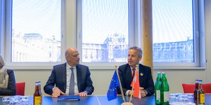 Νίκος Δένδιας και Ράινχολντ Λοπάτκα