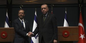 Συνάντηση Ερντογάν-Χέρτζογκ στην Άγκυρα