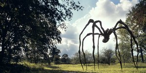 εμβληματική γιγαντιαία αράχνη της Louise Bourgeois