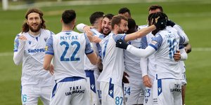 Ο Ιωνικός επικράτησε με 3-2 του ΟΦΗ, στο Ηράκλειο, στην πρεμιέρα των πλέι άουτ της Super League