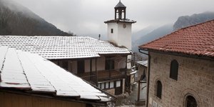 καμπαναριο στεγες χιονι 