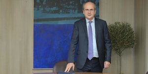 Ο Κωστής Χατζηδάκης για τα νέα προγράμματα κατάρτισης του ΟΑΕΔ