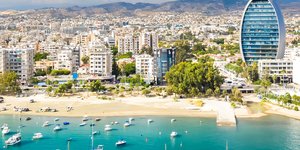 Φωτό από την παραλία της Λεμεσού /Shutterstock