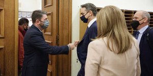Νίκος Ανδρουλάκης, Κυριάκος Μητσοτάκης