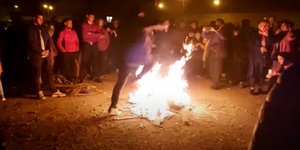 Εκατοντάδες τραυματίες και 11 νεκροί στο Φεστιβάλ της Φωτιάς στο Ιράν