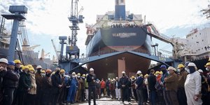 Ο πρωθυπουργός στα ναυπηγεία Σύρου