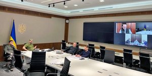 Ουκρανία Ρωσία σε νέες διαπραγματεύσεις μέσω βιντεοκλήσης 