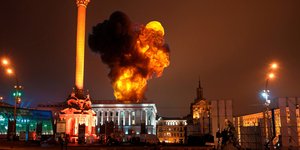 Εισβολή στην Ουκρανία: Συνεχές το σφυροκόπημα των Ρώσων στο Κίεβο