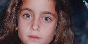 Κορίτσι με μπλε μάτια