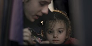 προσφυγες παγωμένο βλεμμα