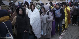 ουκρανοι στην ουρα 