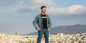 σκυλλας πισω θεα αθηνα 