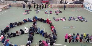 Το αντιπολεμικό μήνυμα των μαθητών στη Σύρο