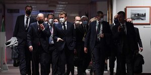 Σολτς και Μακρόν/Φωτογραφία αρχείου