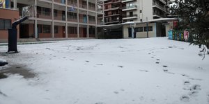 χιονι σχολειο μπασκετα