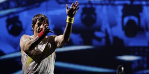 Ο τραγουδιστής των Red Hot Chili Peppers