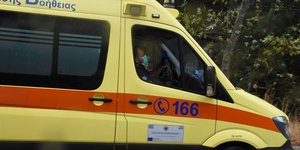 τροχαίο δυστύχημα, Ασθενοφόρο