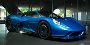 δημοπρασία αυτοκινήτου για τη στήριξη της Ιταλίας 