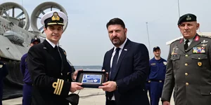 Επισκέψεις του Νίκου Χαρδαλιά σε μονάδες του Πολεμικού Ναυτικού