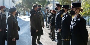 Ο Νίκος Χαρδαλιάς στη σχολή των Αξιωματικών Νοσηλευτικής