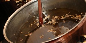 Ξεκινά τη Μεγ. Δευτέρα η παρασκευή του Άγιου Μύρου