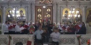 Δείτε καρέ καρέ τη στιγμή που ο αλλοδαπός εισβάλει στην εκκλησία στον Άγιο Παντελεήμονα