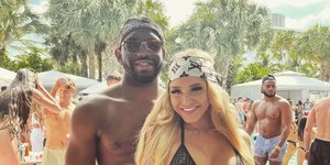 Η Κόρτνεϊ Κλένεϊ με τον φίλο της Κρίστιαν Ομπαμσέλι