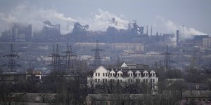 Οι εγκαταστάσεις της χαλυβουργίας του Αζοφστάλ στη Μαριούπολη της Ουκρανίας