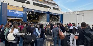 Ουρές στο λιμάνι του Πειραιά, ξεκίνησε η έξοδος για το Πάσχα