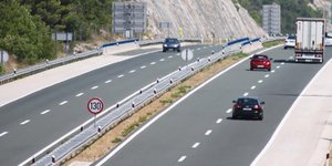 κίνηση στην εθνική οδό 