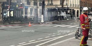 Φωτιά λεωφορείο Παρίσι