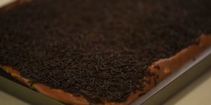 Γλυκό ψυγείου της μαμάς συνταγή του Δημήτρη Μακρυνιώτη