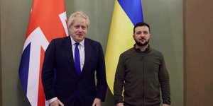 Συνάντηση Μπόρις Τζόνσον με τον Βολοντίμιρ Ζελένσκι στο Κίεβο