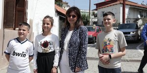 Η Κατερίνα Σακελλαροπούλου στον τόπο καταγωγής της, τη Σταυρούπολη Ξάνθης