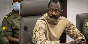 Στο Μαλί, η υπουργός Άμυνας της Γερμανίας αξιώνει έρευνα για τις «φρικαλεότητες» στη Μούρα
