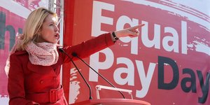 Μανουέλα Σβέσινγκ