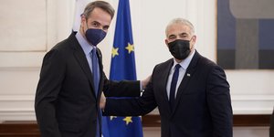 Ο Κυριάκος Μητσοτάκης με τον αν. πρωθυπουργό του Ισραήλ