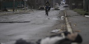 Χιλιάδες οι νεκροί άμαχοι στην Ουκρανία