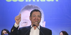 Ροδρίγο Τσάβες προεδρος 