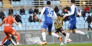 Σημαντική νίκη για την ΑΕΚ μέσα στα Γιάννενα επί του ΠΑΣ για τα πλέι οφ της Super League