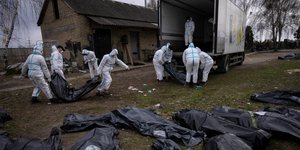 Ομαδικοί τάφοι στην Μπούκα, στην Ουκρανία