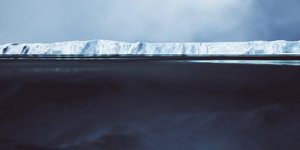 Η κλιματική αλλαγή προκαλεί μεταξύ άλλων το λιώσιμο των πάγων