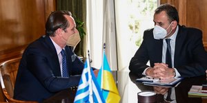 Ο Νίκος Παναγιωτόπουλος με τον Ουκρανό πρέσβη