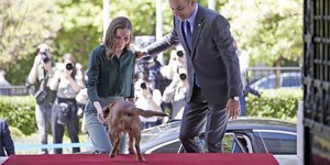 O Πίνατ υποδέχεται την Φινλανδή πρωθυπουργό στο Μαξίμου