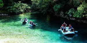 Ράφτινγκ στο ποτάμι