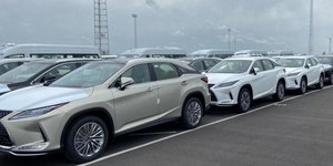 πολυτελή αυτοκίνητα 