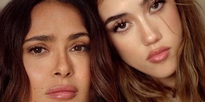 Σάλμα Χάγιεκ και Βαλεντίνα Πινό στο εξώφυλλο της Vogue