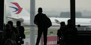 σκιες αεροδρομιο φτερο